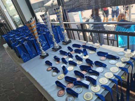 Medalje, pokali in darila za prve tri uvrščene